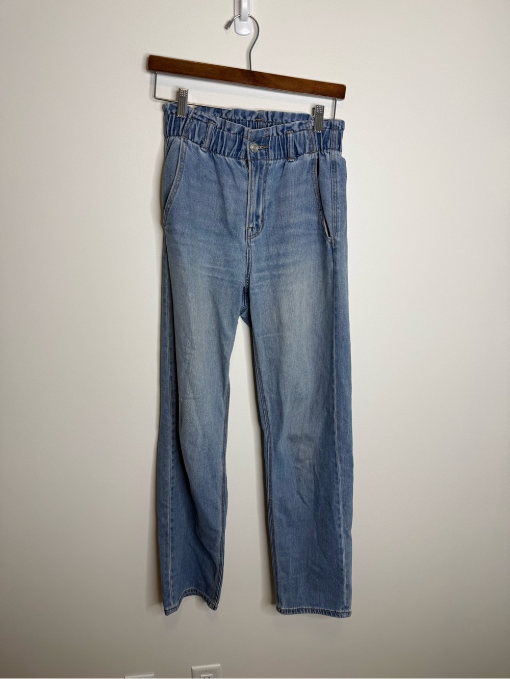 American Eagle Outfitters Straight Leg Light Blue Jeans paperbag jeans size 4